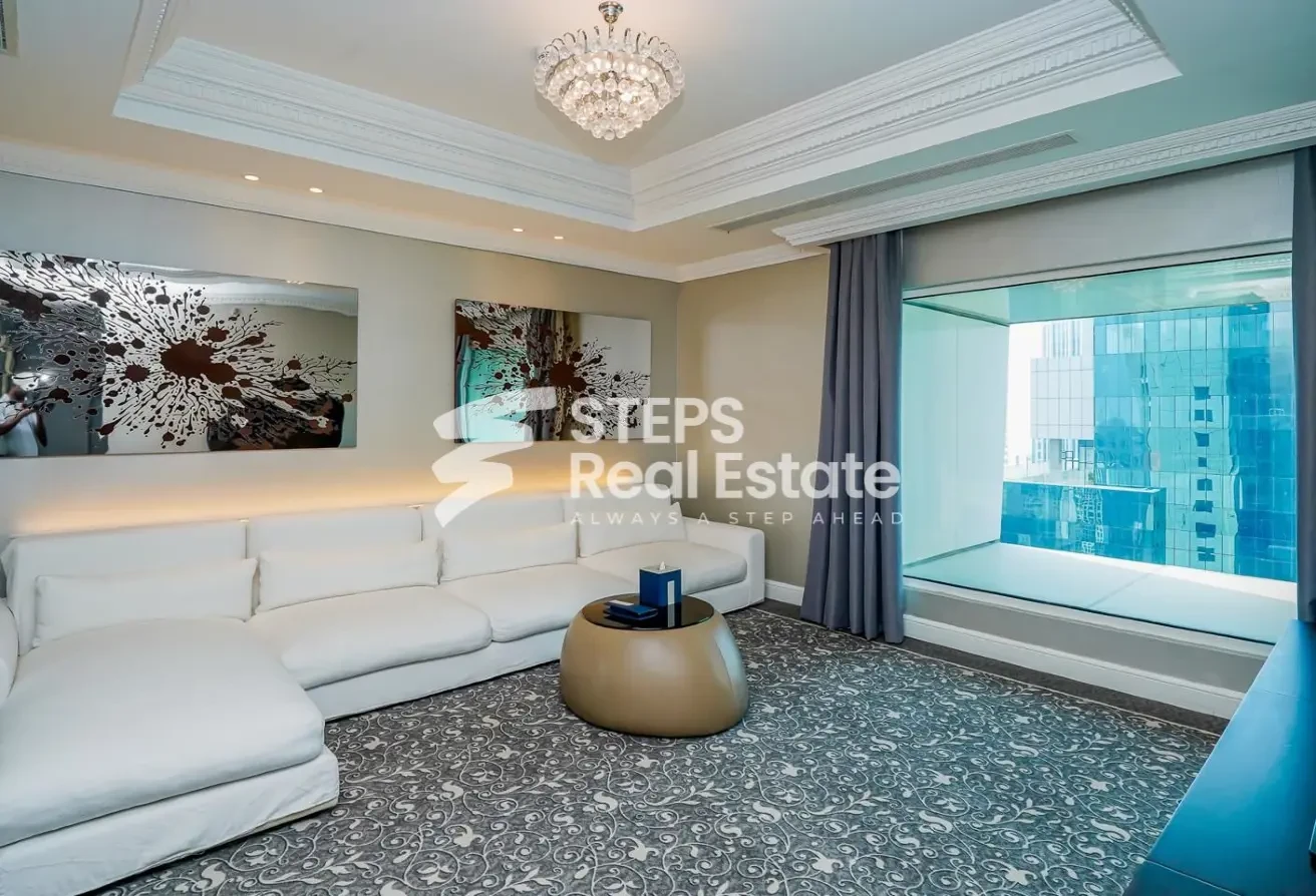 Luxury 4BHK Penthouse with Maids and Office - Apartment in West Porto Drive