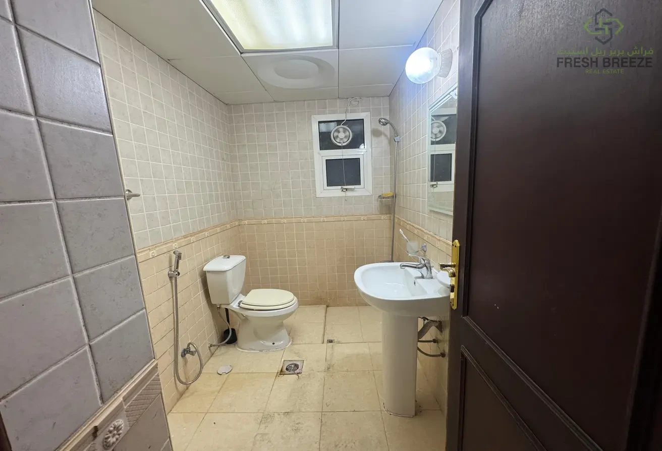 3BHK Un Furnished Apartment In Al mansoura - Apartment in Al Mansoura