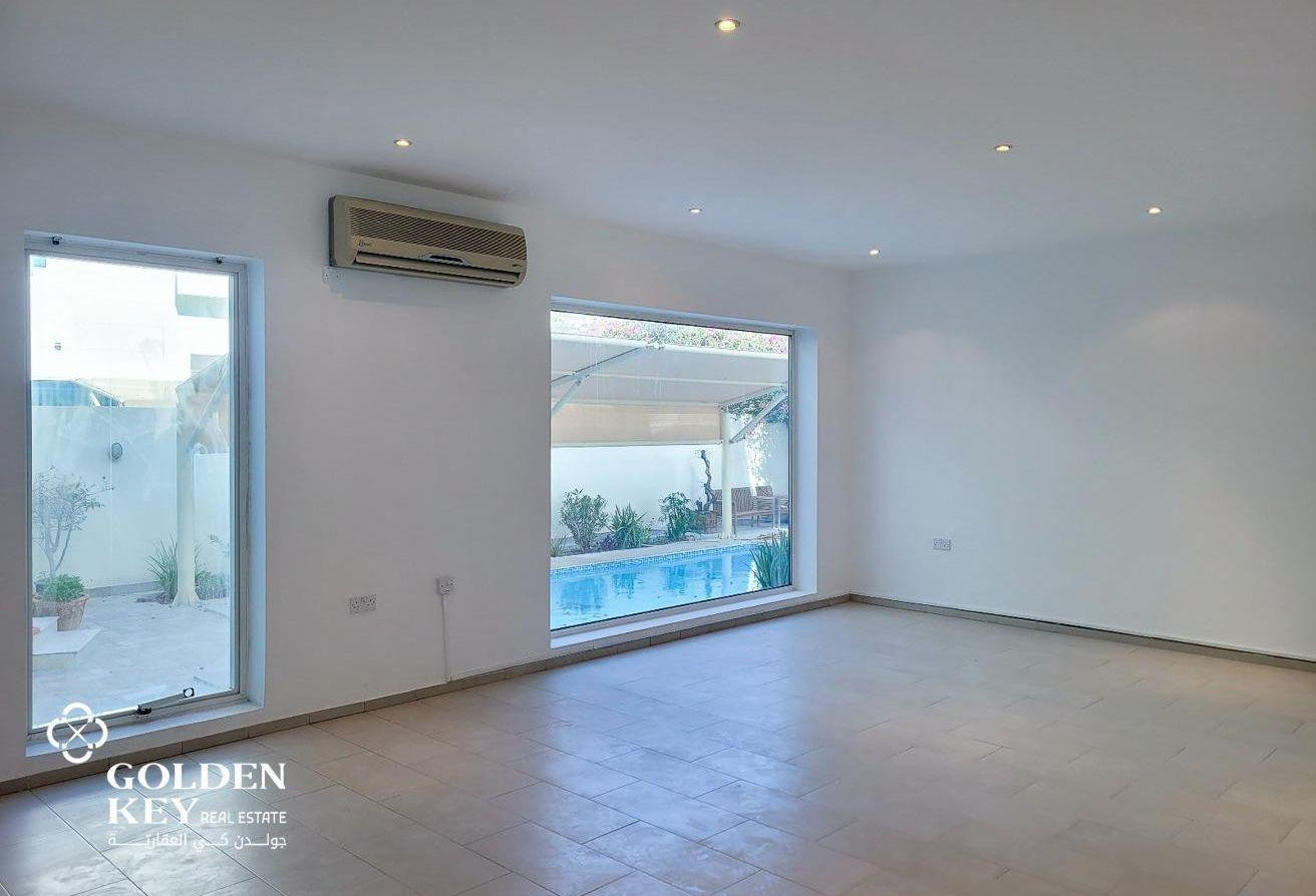 Luxury 5 BHK+Maid Villa| Gated compound| Markhiya - Villa in Al Markhiya Street