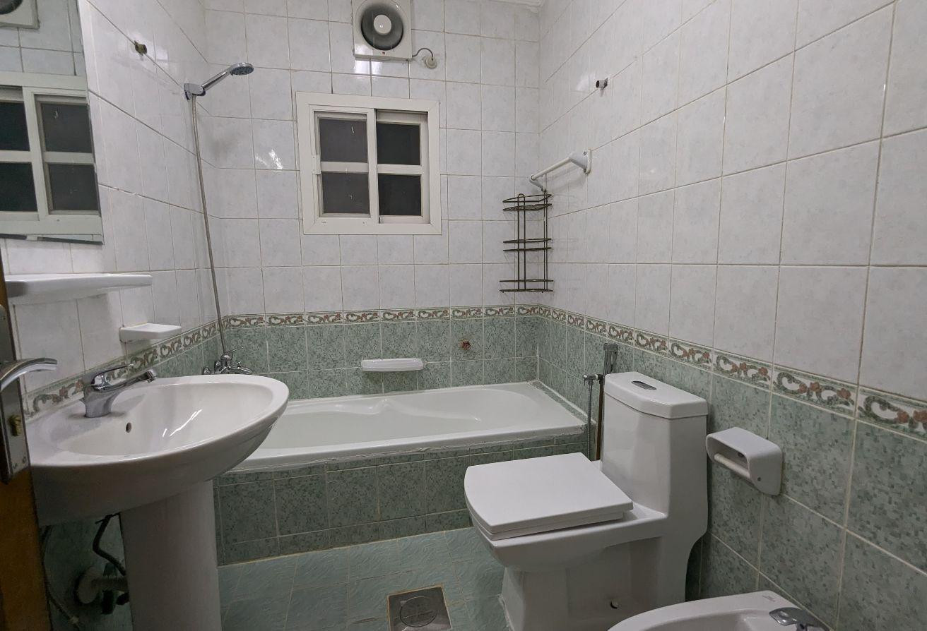 Very Spacious | 3BHK With balcony For family - Apartment in Najma 28