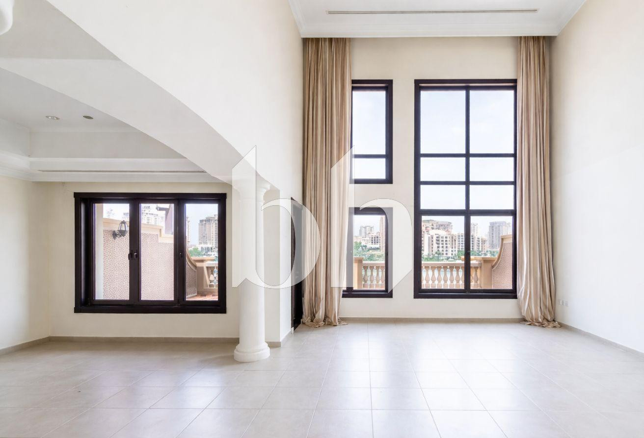 Maina View | Touwnhouse 4 Bedrooms + Maid s