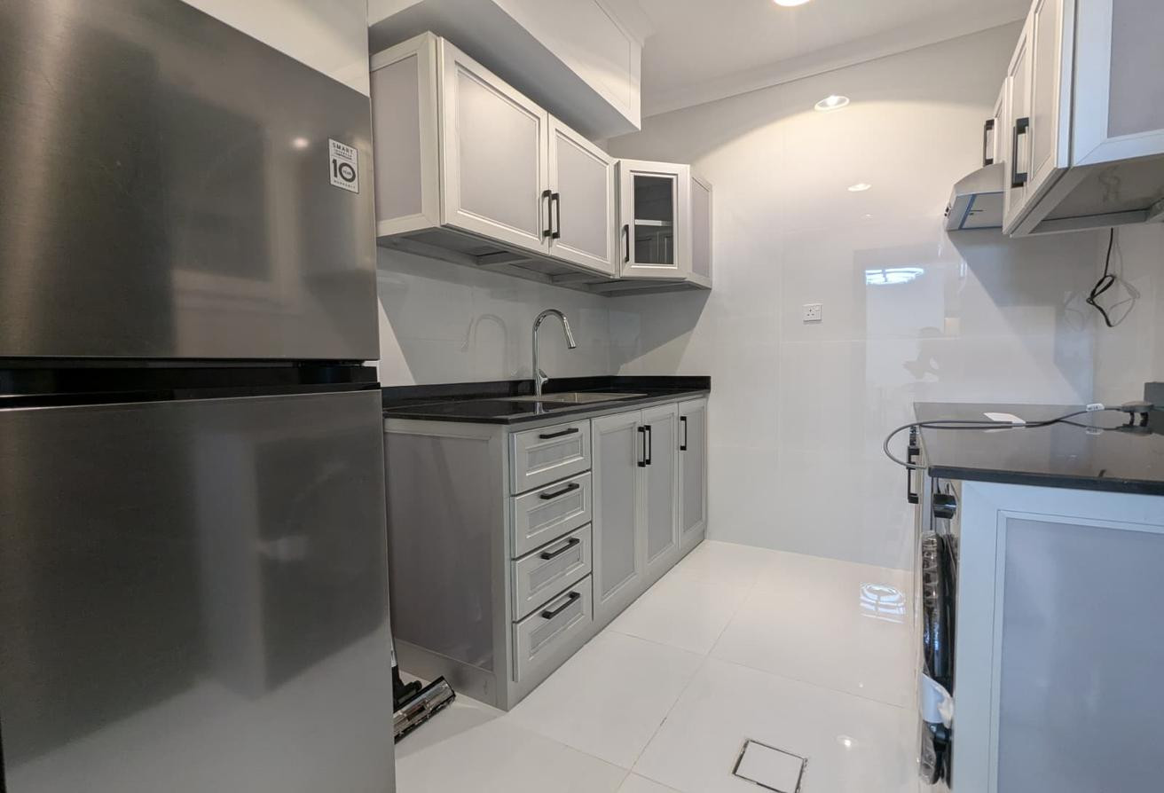 Luxury Spacious| 2 BHK With Furnished For Family