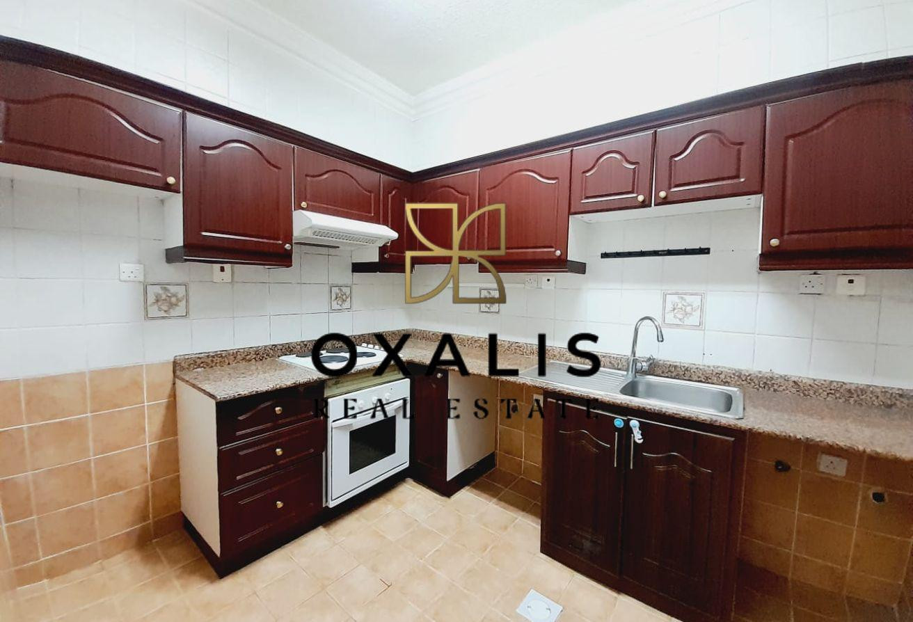 *LOW PRICE* SPACIOUS 2 BEDROOMS UNFURNISHED APT - Apartment in Al Jazeera Street