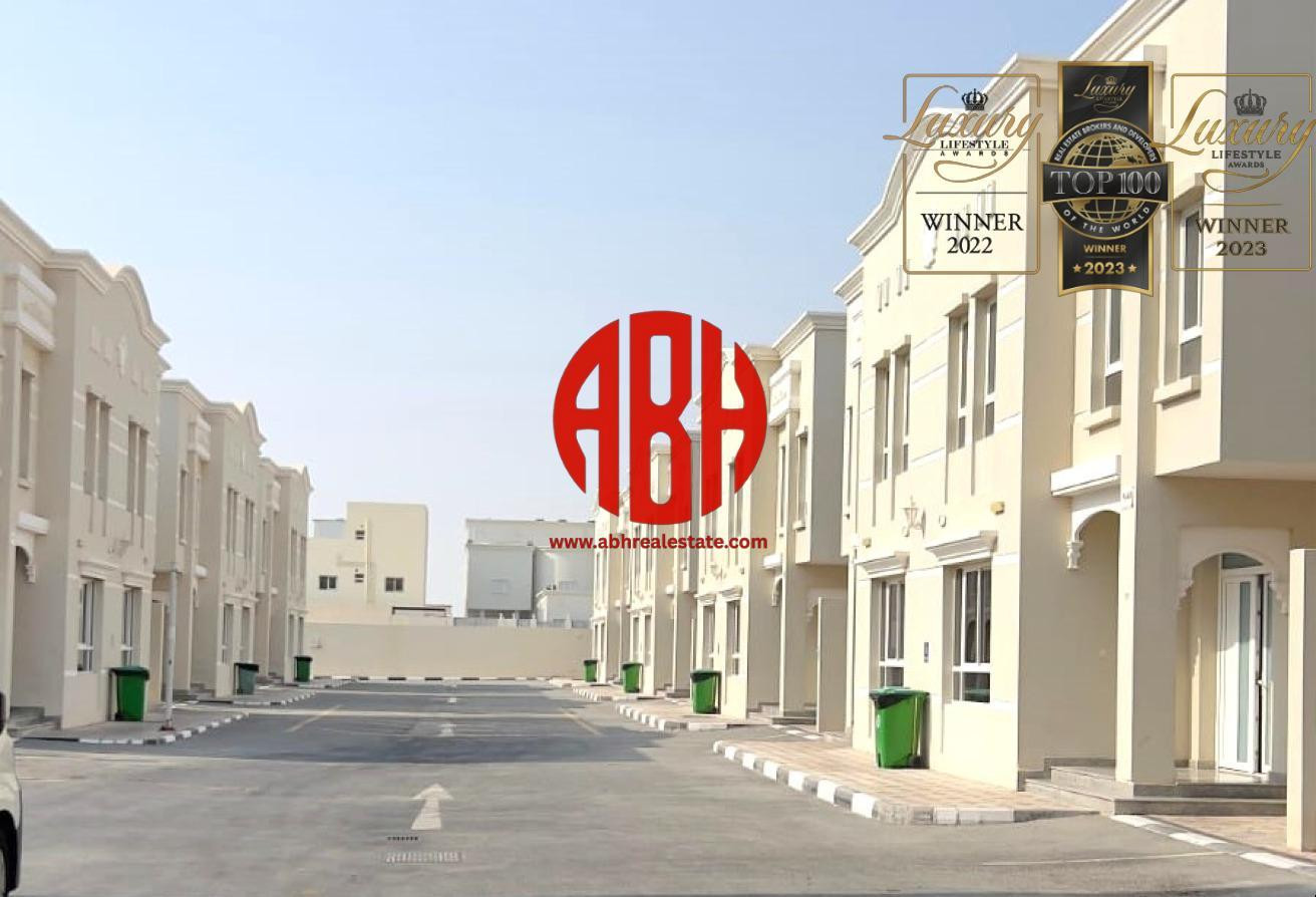 BULK DEAL | 34 VILLAS| 6 BDR STAFF HOUSING W/ POOL - Staff Accommodation in Umm Salal Ali