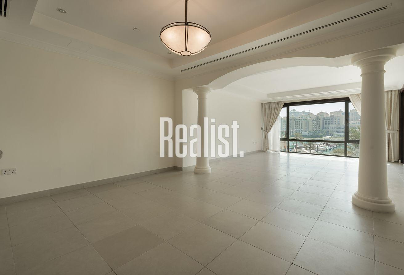 MARINA VIEW 2 BHK SEMIFURNISHED TOWNHOUSE IN PEARL