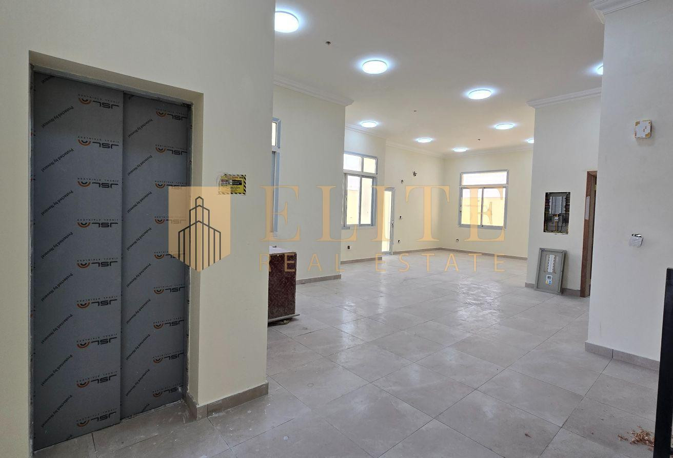 Luxury 7 bedroom apartment Ideal choice for VIP - Apartment in Al Luqta