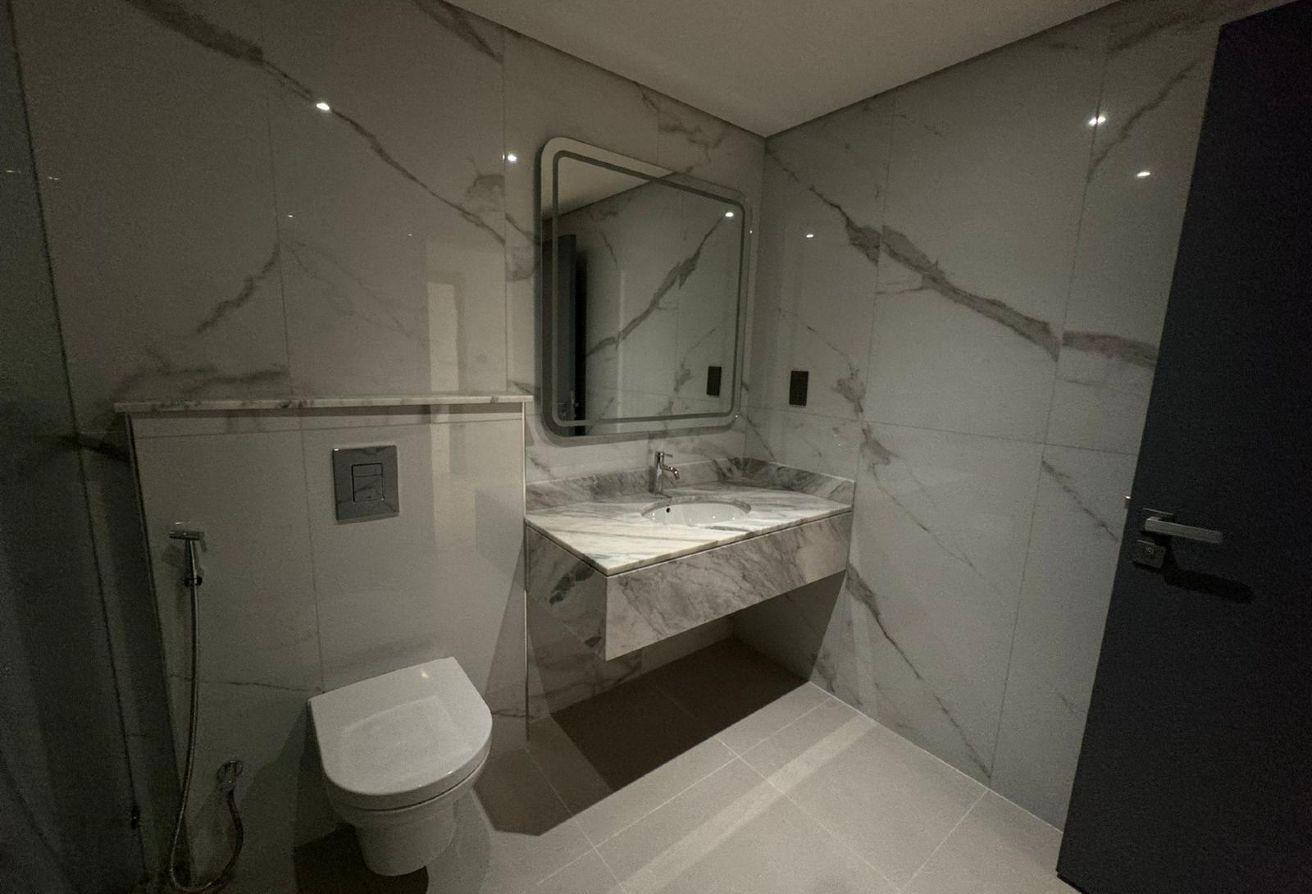 Modern 1 BDR Ready To Move Fox Hills w/ Title Deed