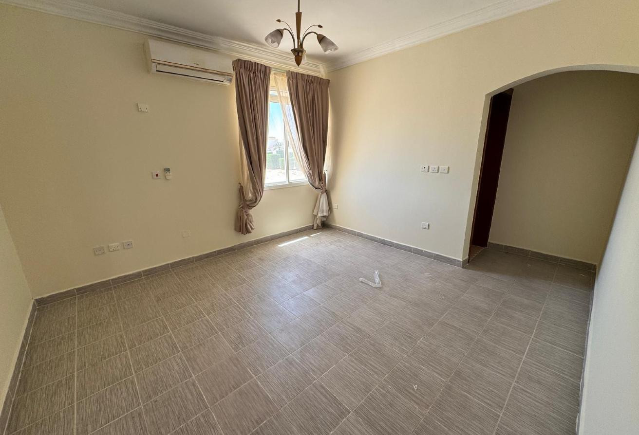 6 Bedrooms| 5Bathrooms| Compound Villa |Al Dakira - Compound Villa in Al Thakhira