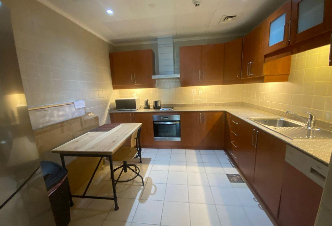 FOR SALE!AMAZING 1 BEDROOM-MARINA VIEW-TITLE DEEDS