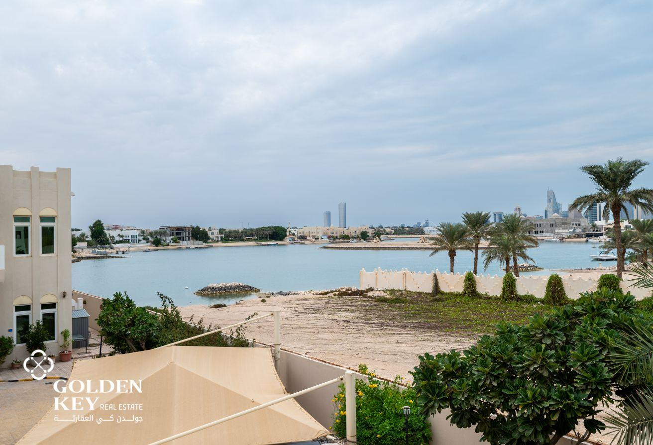 Sea View | Beach Access | Stand Alone Villa - Villa in West Bay Lagoon