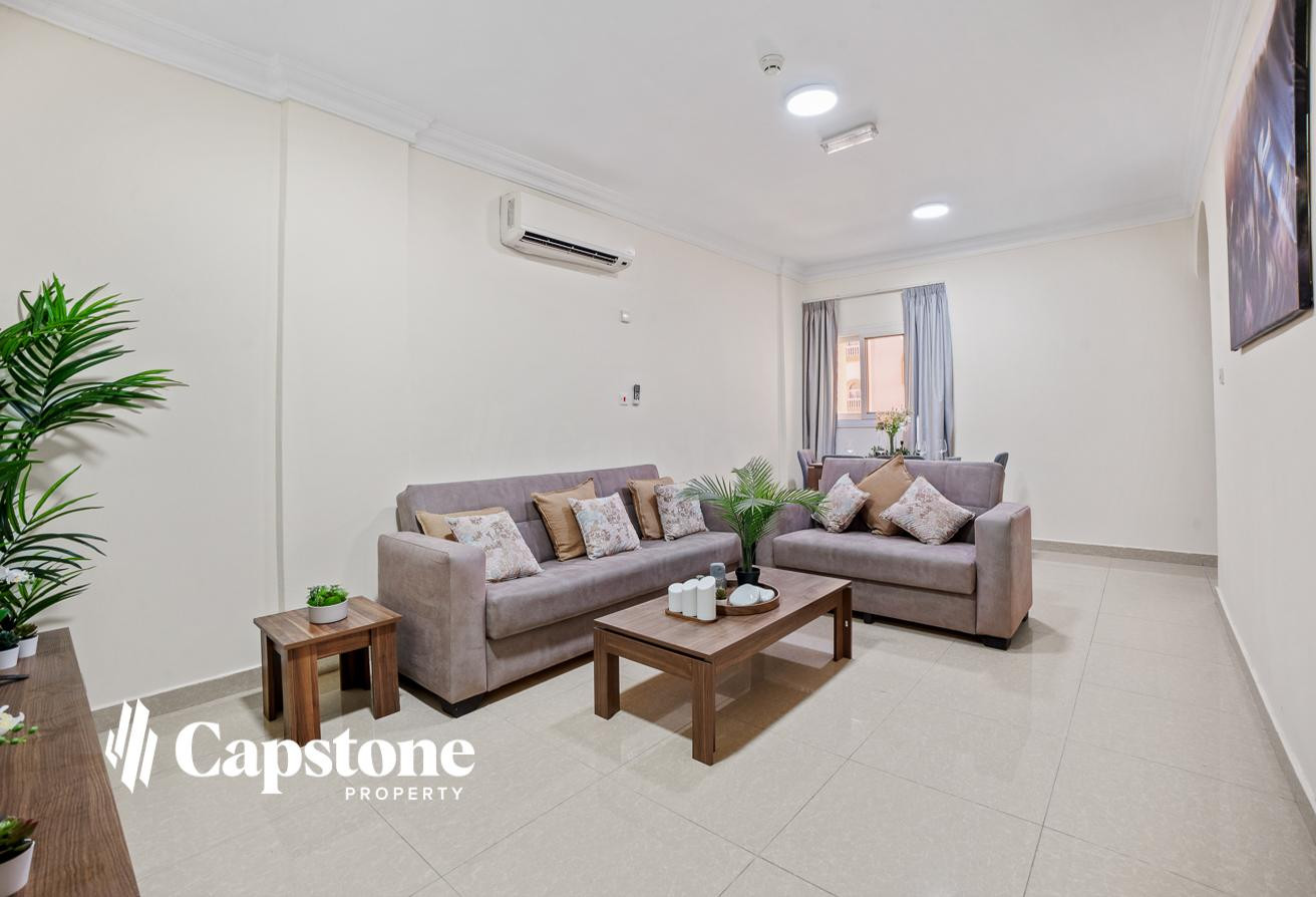 CONVENIENT 2 BEDROOMS | SEMIFURNISHED | OLD AIRPOR