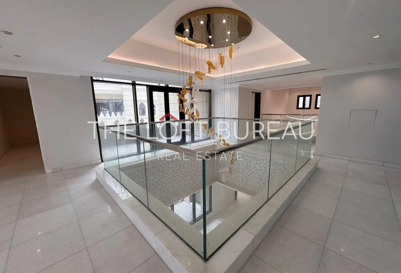 Grand 7BR Villa | Hotel-Style Luxury Finishes