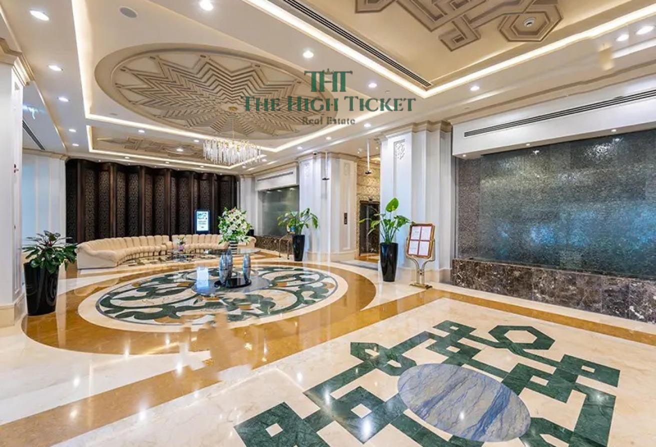 Lavish |1BHK | FF | Balcony | Including Qatar Cool - Apartment in West Porto Drive