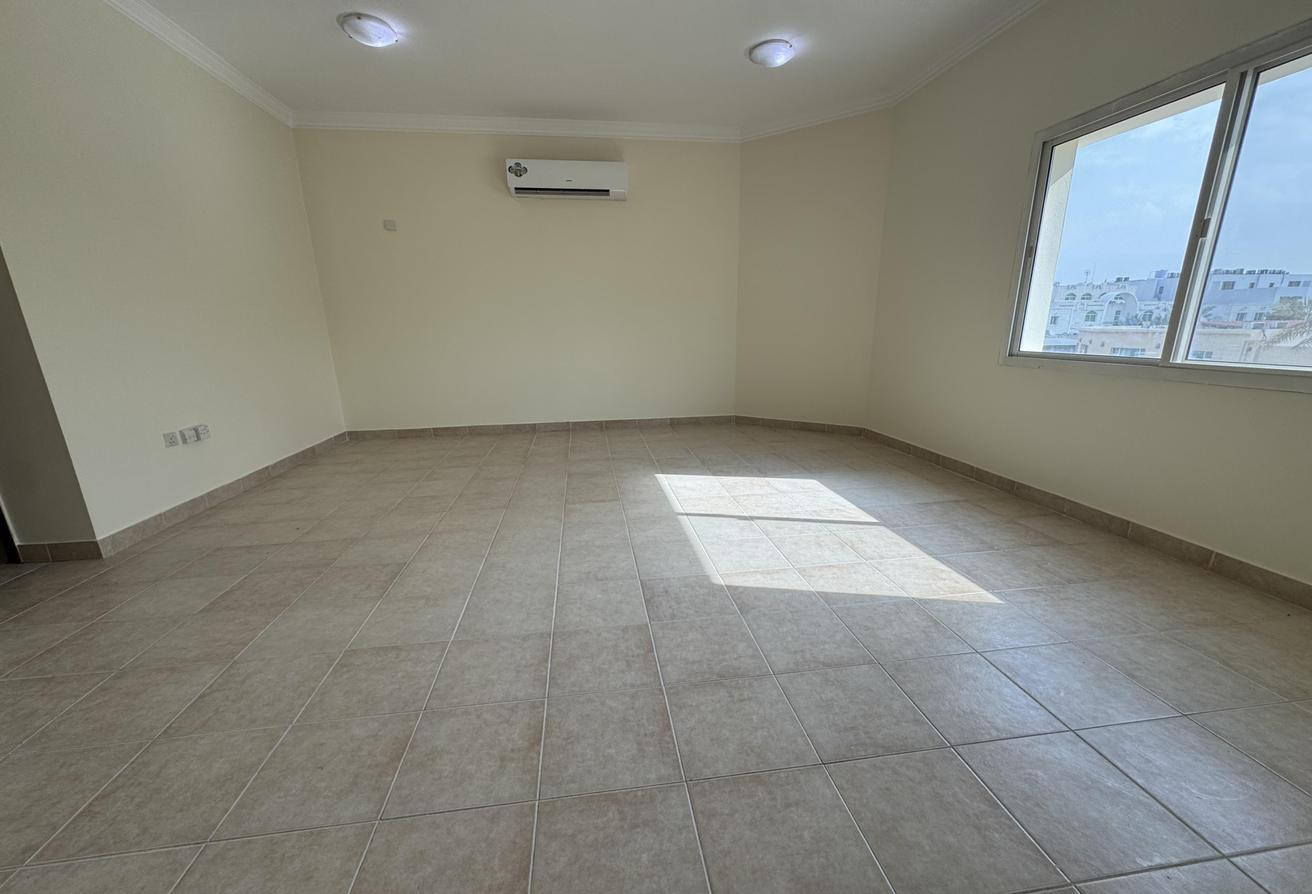 Ideal Family Villa|Prime Duhail Location|18K