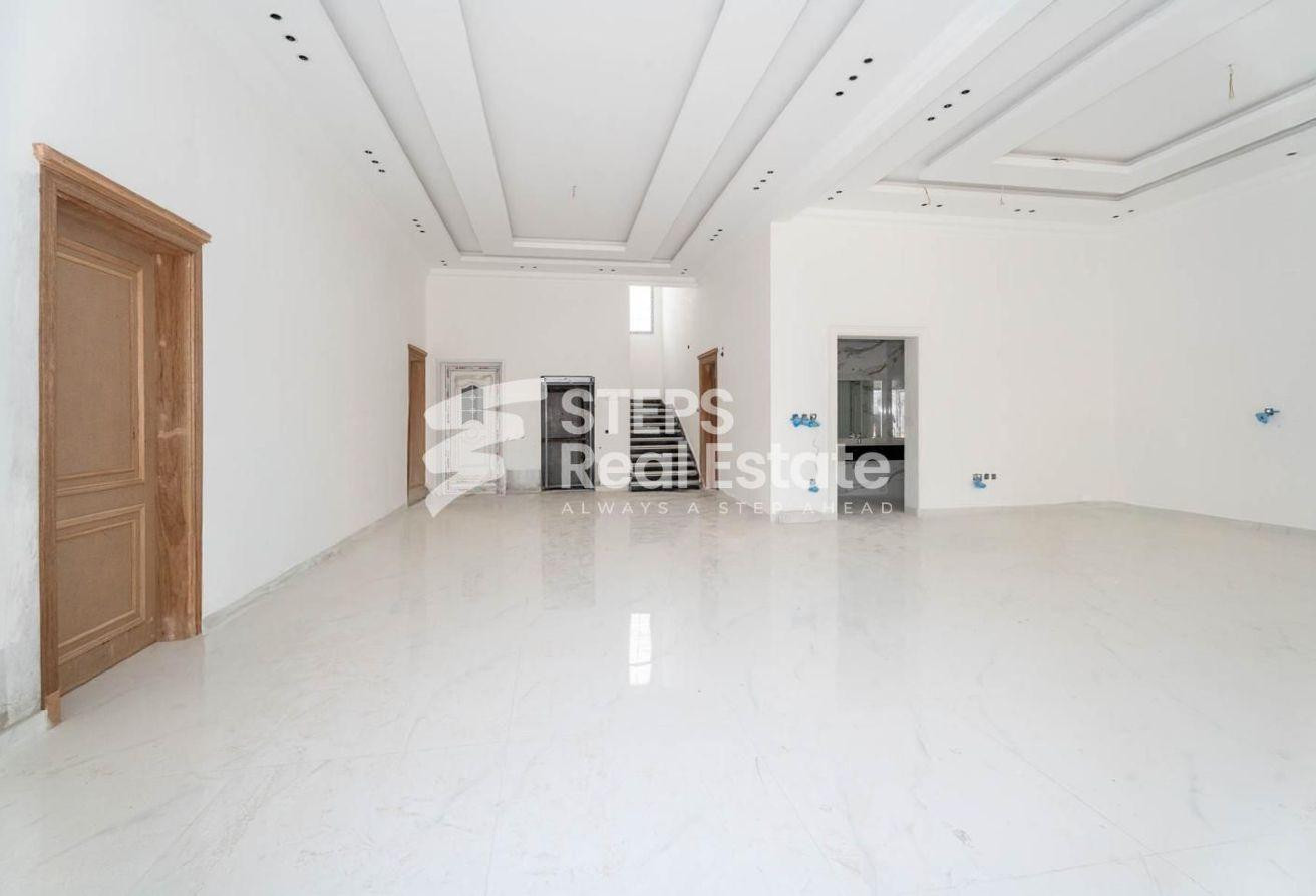 8 BHK Villa for Sale in Al Wukair with Majlis - Villa in Al Wukair