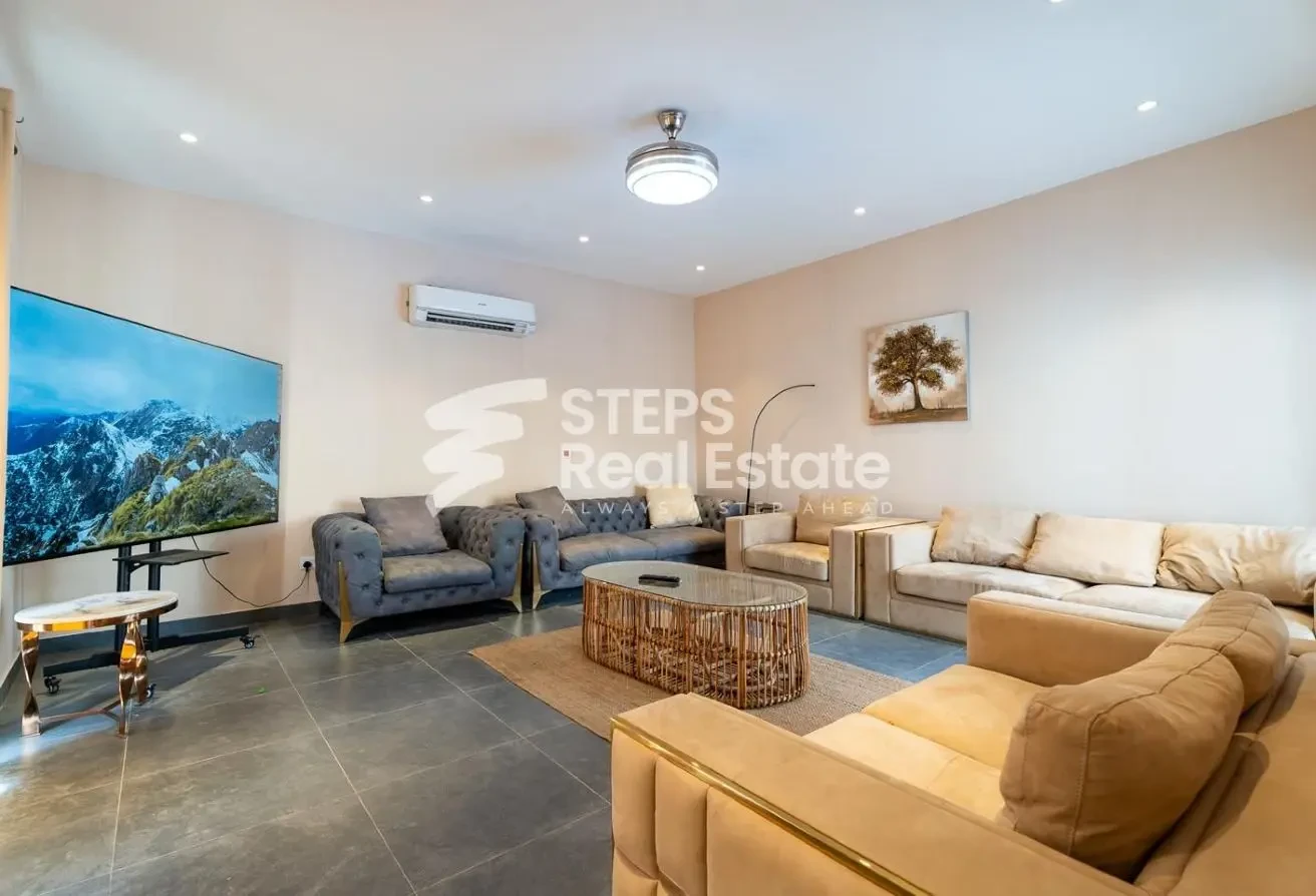 Luxurious Villa with Maid&#39;s Room in Al Ruwais - Villa in Al Ruwais