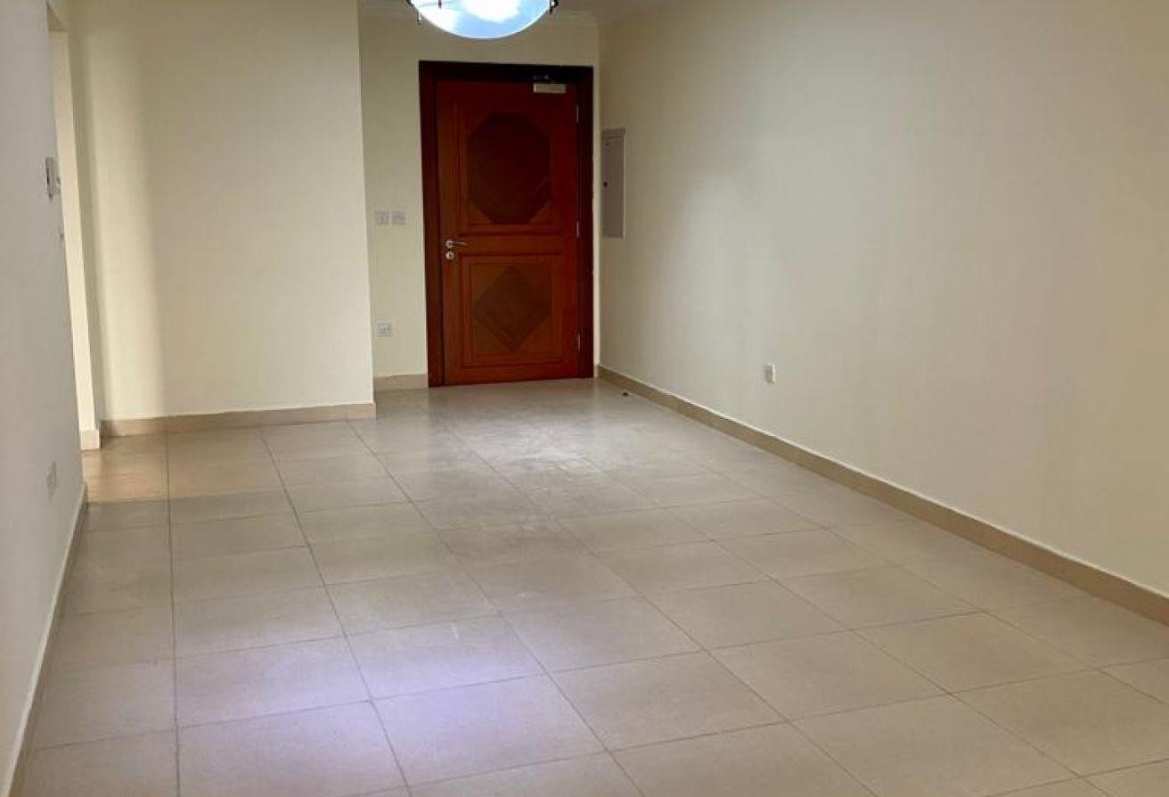 FOR SALE!AMAZING 1 BEDROOM-MARINA VIEW-TITLE DEEDS