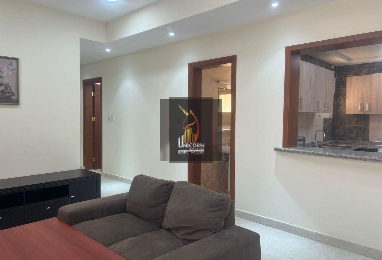 Good Location|Three BHK Apt.|FF|Near Park - Apartment in Muntazah 13