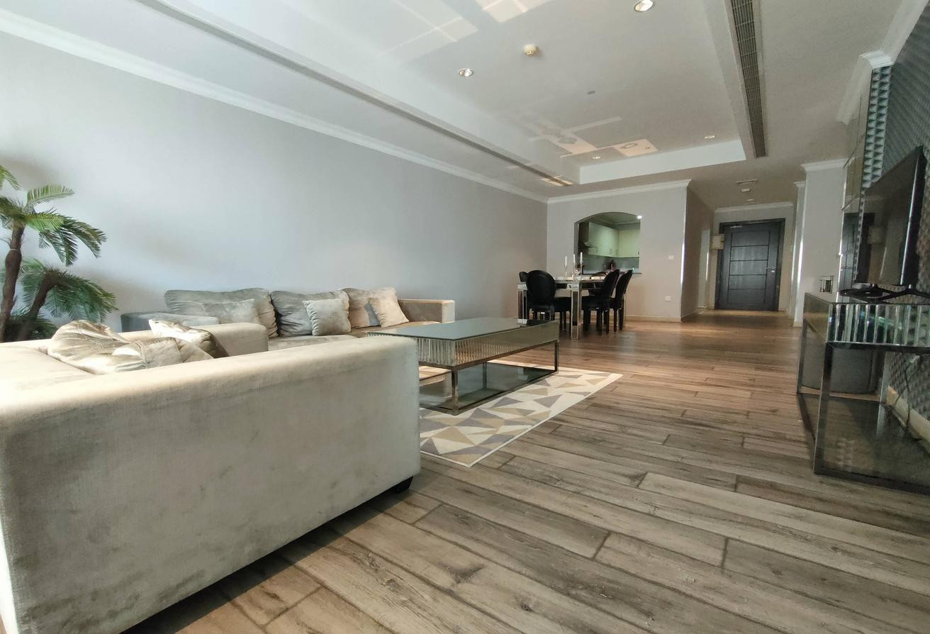 Amazing 1 bedroom + Office | Spacious and Luminous - Apartment in East Porto Drive