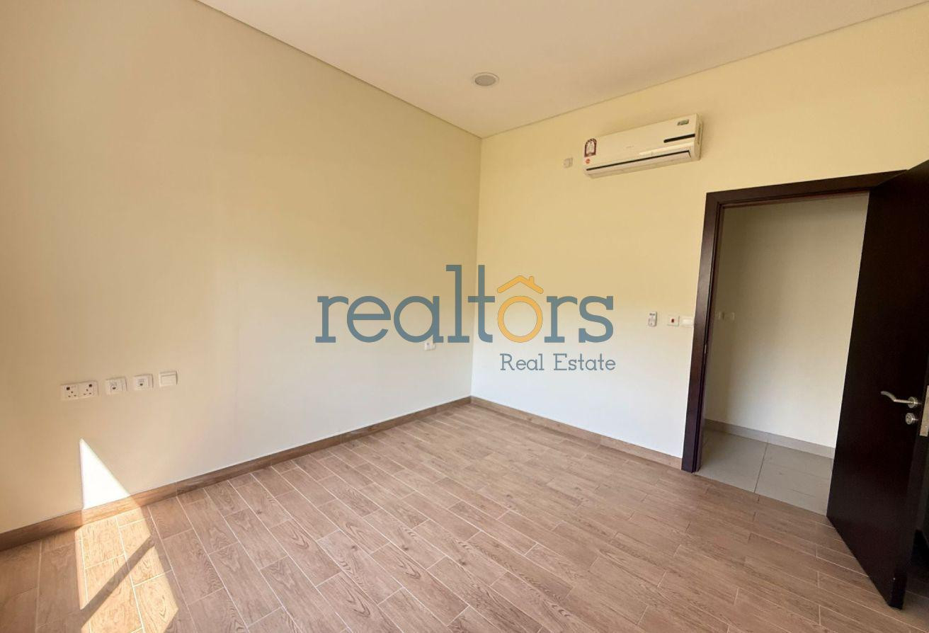 Spacious 2BR Ground Floor Flat in Al Sadd