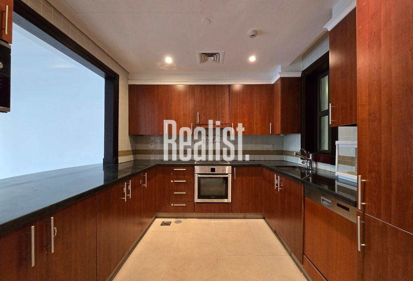 2BHK Marina View | Large Windows | Large Terrace