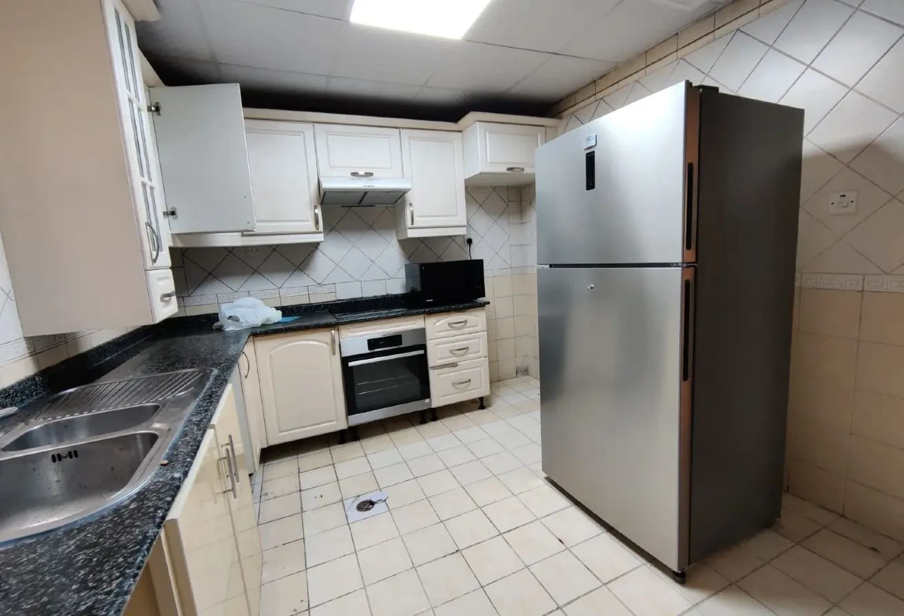 3 bhk fully Furnished flat only at 7000 - Apartment in Al Mansoura
