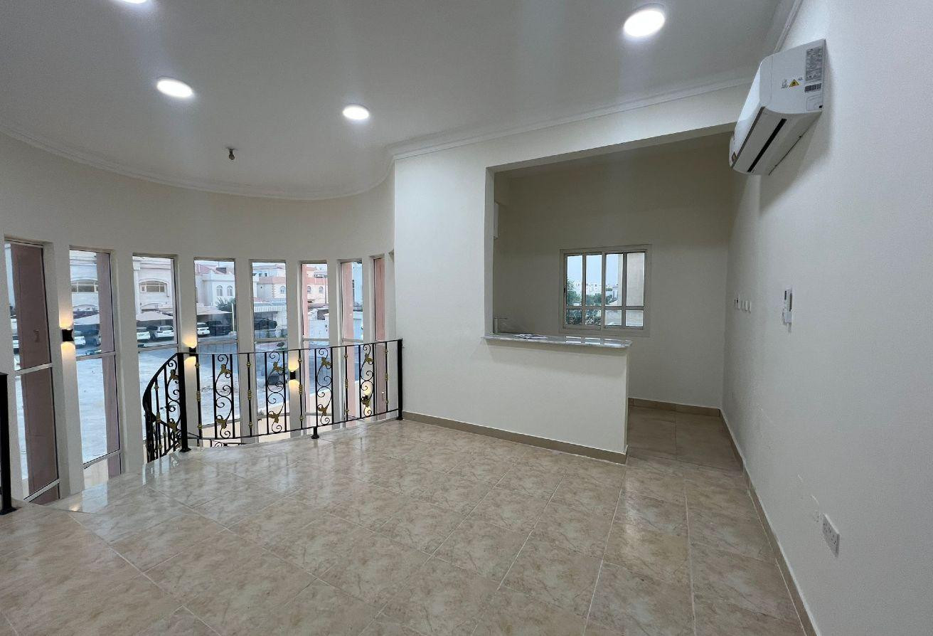 AMAZING VILLA 6 Bedrooms plus Maid in ABU HAMOUR - Apartment in Bu Hamour Street
