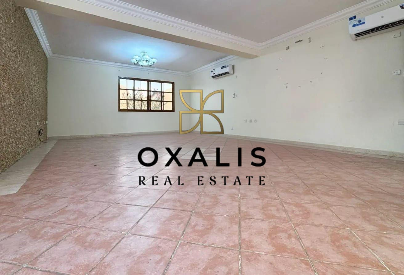 COSY AND MODERN 3 BHK VILLA | EXCLUSIVE AMENITIES - Villa in Al Maamoura