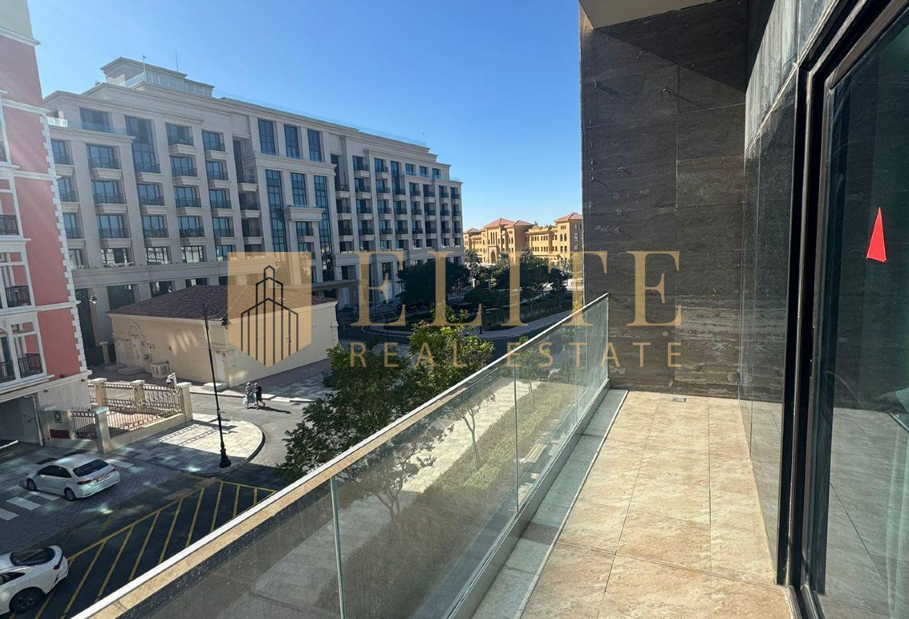 2BR Apartment with Balcony | The Pearl - Apartment in Pearl Garden