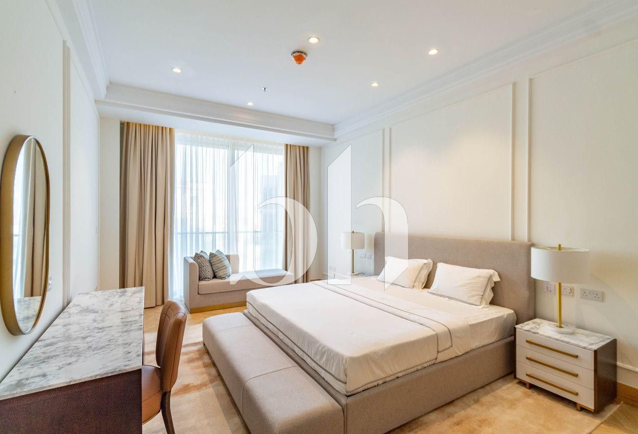 NO COMMISSION ! FULLY RENOVATED! AMAZING APARTMENT