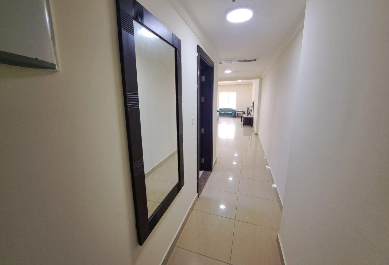Available 3BHK Unfurnished Flat in Doha Corniche! - Apartment in Salata