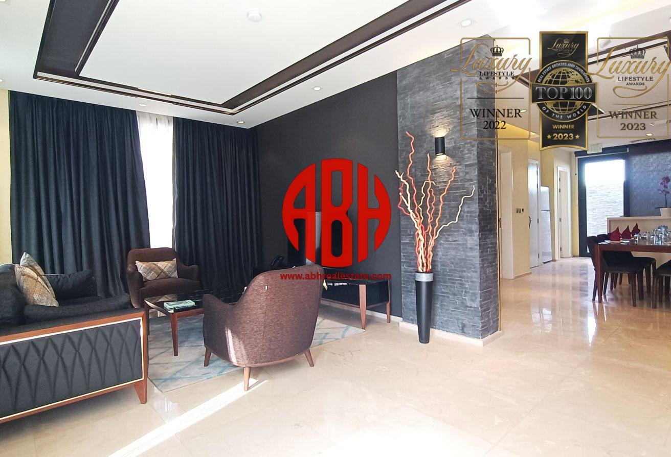 LUXURY LIVING | 5 BDR + MAID VILLA | PRIVATE POOL - Villa in Umm Al Amad