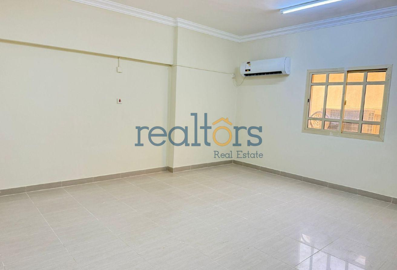 Affordable Spacious 2BHK Family Flat in Mansoura - Apartment in Thabit Bin Zaid Street