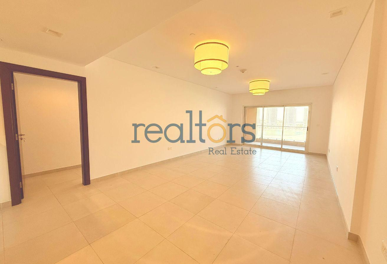 Luxury 1BR Sea View | Viva Bahriyah Semi Furnished - Apartment in Al Mutahidah Tower