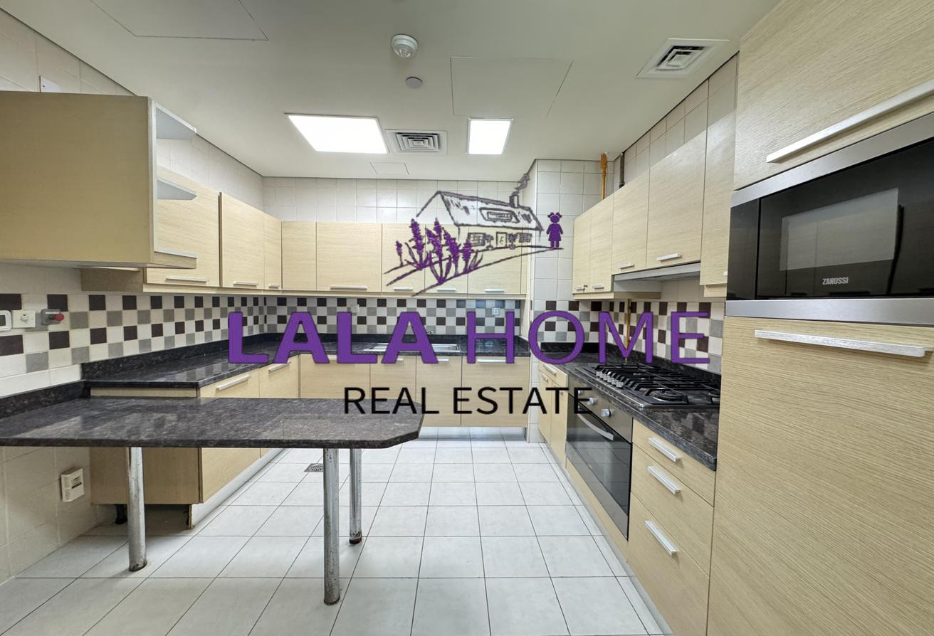 Spacious 3Bedrooms + Maid’s apartment