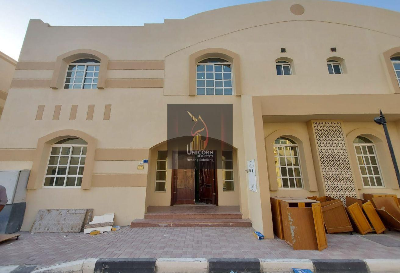 Cheapest Newly Renovated 5-BHK|G-Bedroom|UF - Compound Villa in Ain Khaled
