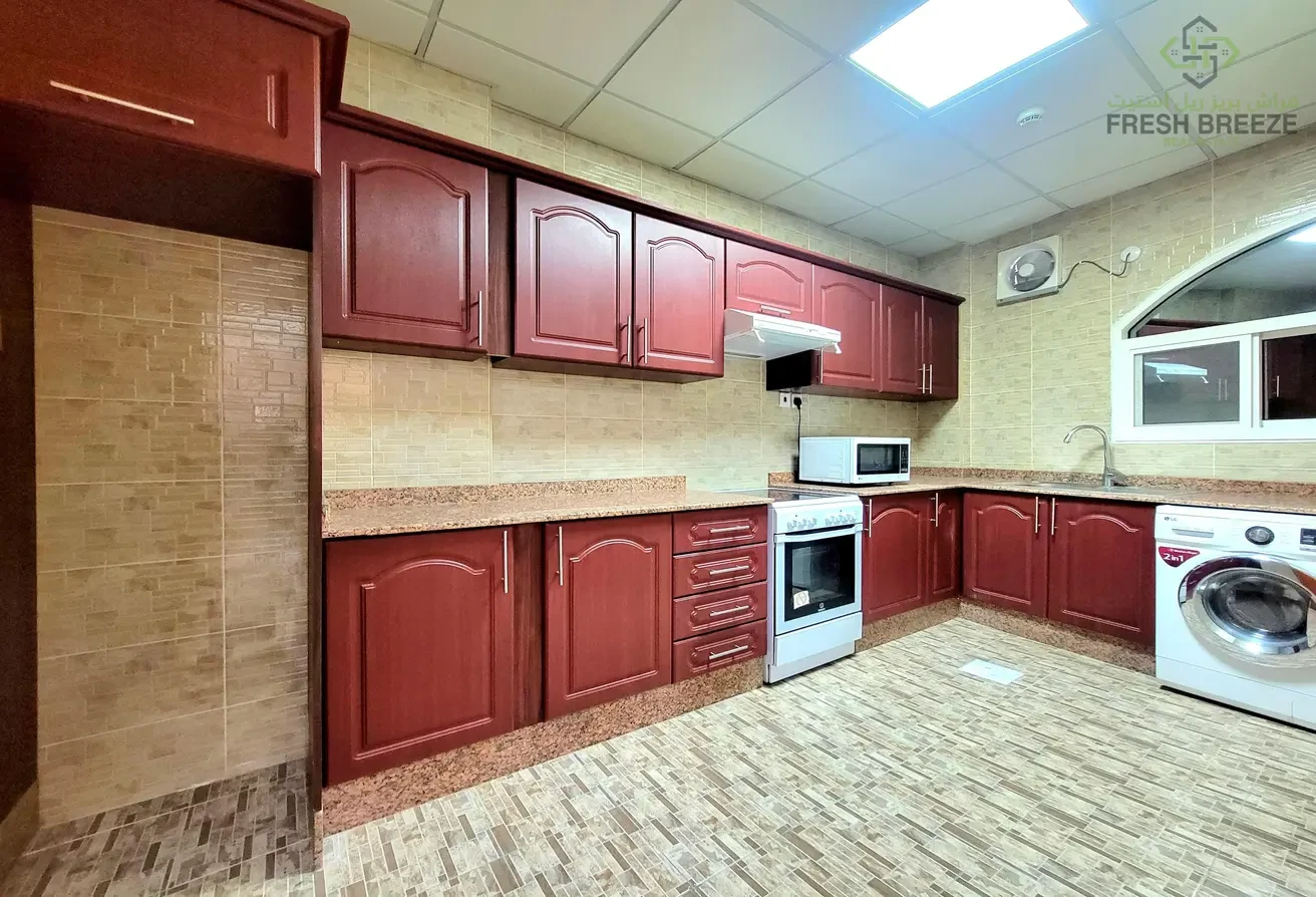 Luxurious New 1-Bedroom Fully Furnished Apartment - Apartment in Umm Ghuwailina 4
