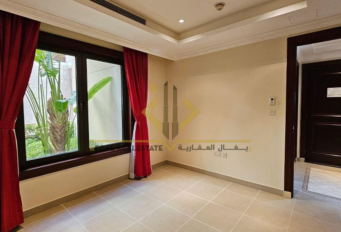 Sea View 2BR Townhouse for rent in Porto Arabia - Apartment in West Porto Drive