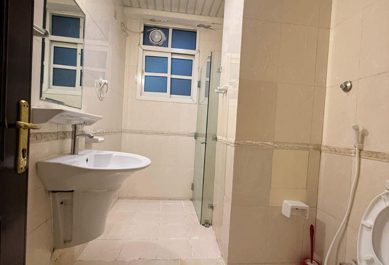 3BHK Spacious Size | Only For Family Near Metro - Apartment in Al Sadd Road