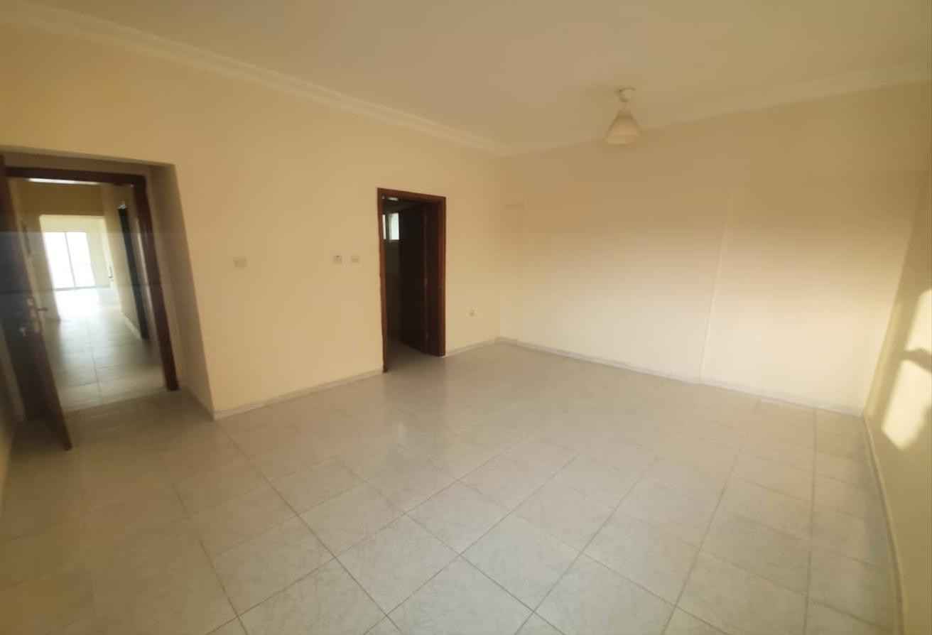 3 BHK Unfurnished Apartment available in Al Sadd - Apartment in T Block