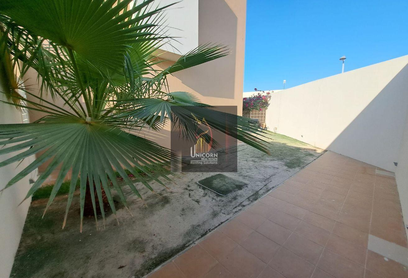 3- Bedroom | SF | Backyard-Balcony |With Amenities - Compound Villa in Al Thumama