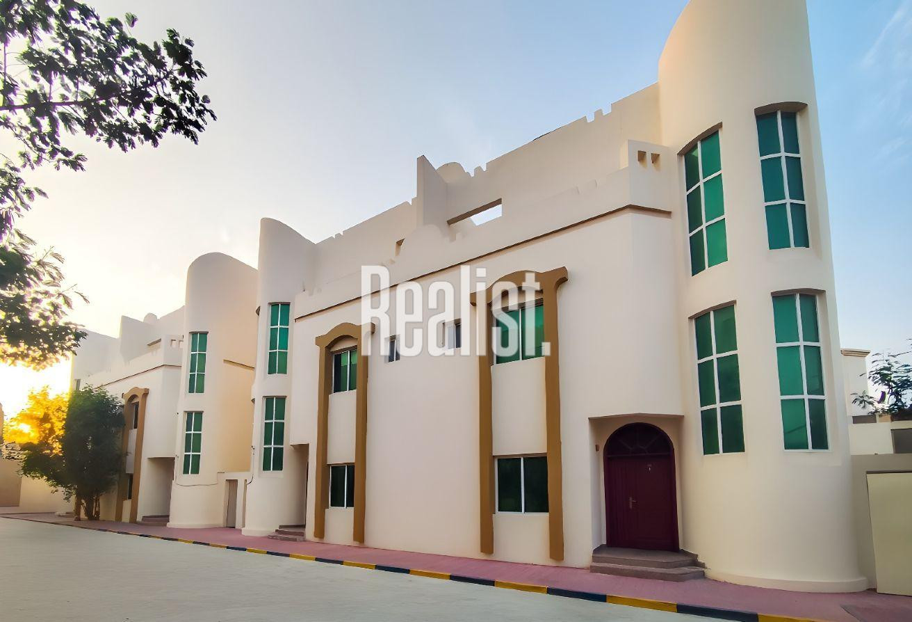 LADIES STAFF | 5 BDRM COMPOUND VILLA IN AIN KHALED - Compound Villa in Ain Khaled