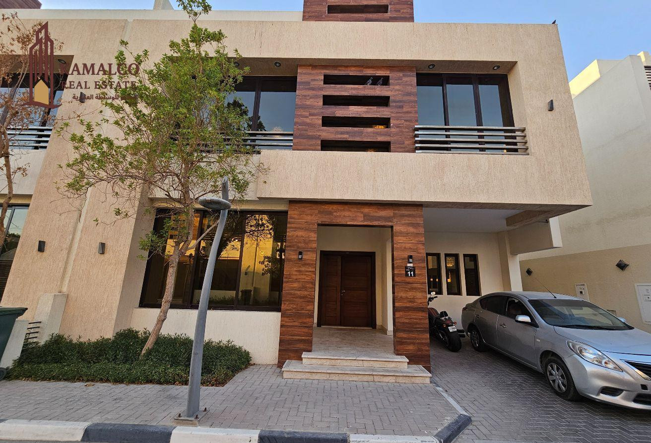 Very Spacious Villa || 5BHK || Prime Location - Villa in Al Hilal