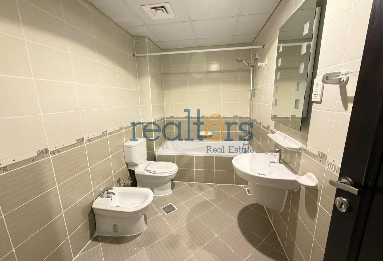 Spacious FF 3BHK +Maid | Porto Arabia | 14k