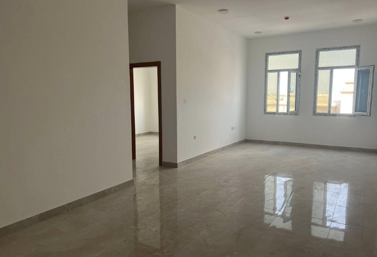 Unfurnished Apartment for Rent in Al aziziyah. - Apartment in Al Aziziyah