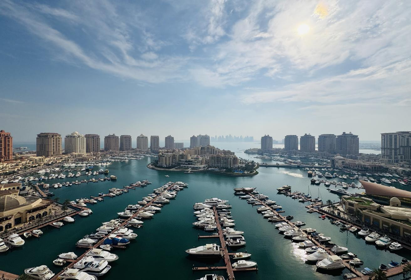 Furnished 1 Bedroom Apartment with Balcony