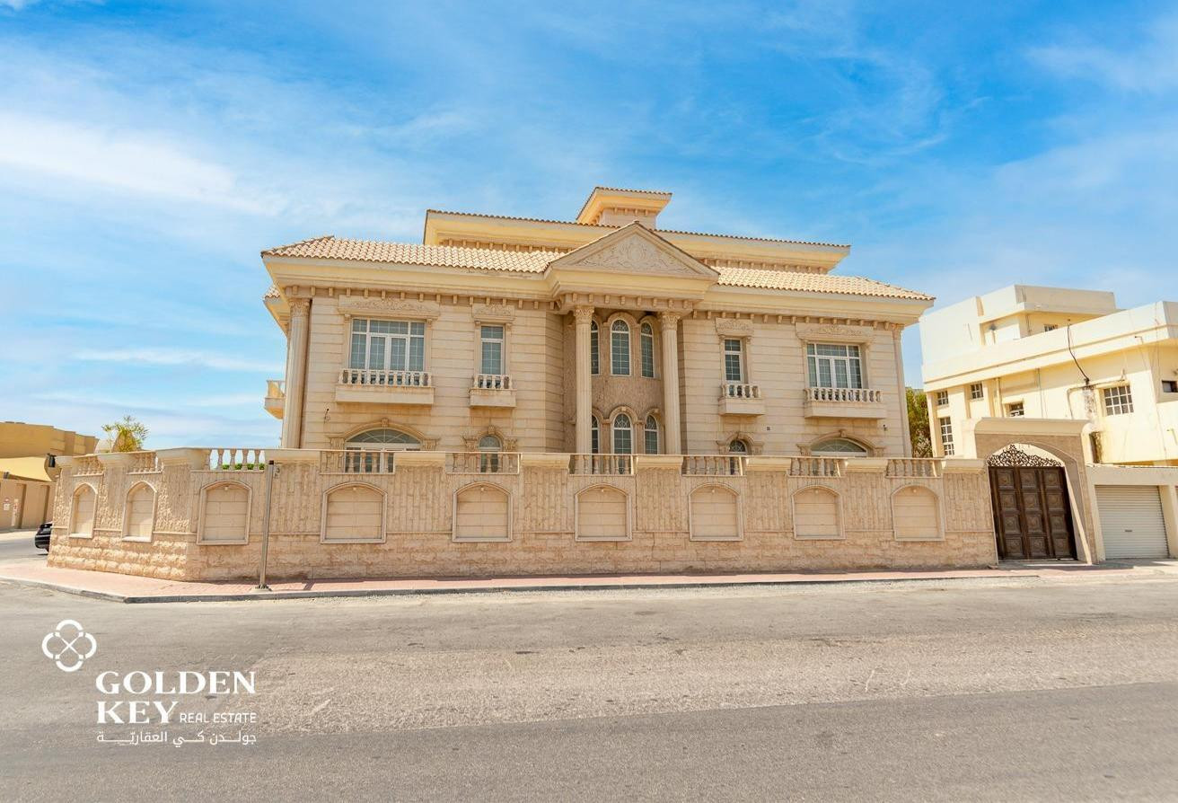 GREAT OFFER  STAND ALONE RESIDENTIAL VILLA | 12BHK - Villa in Doha