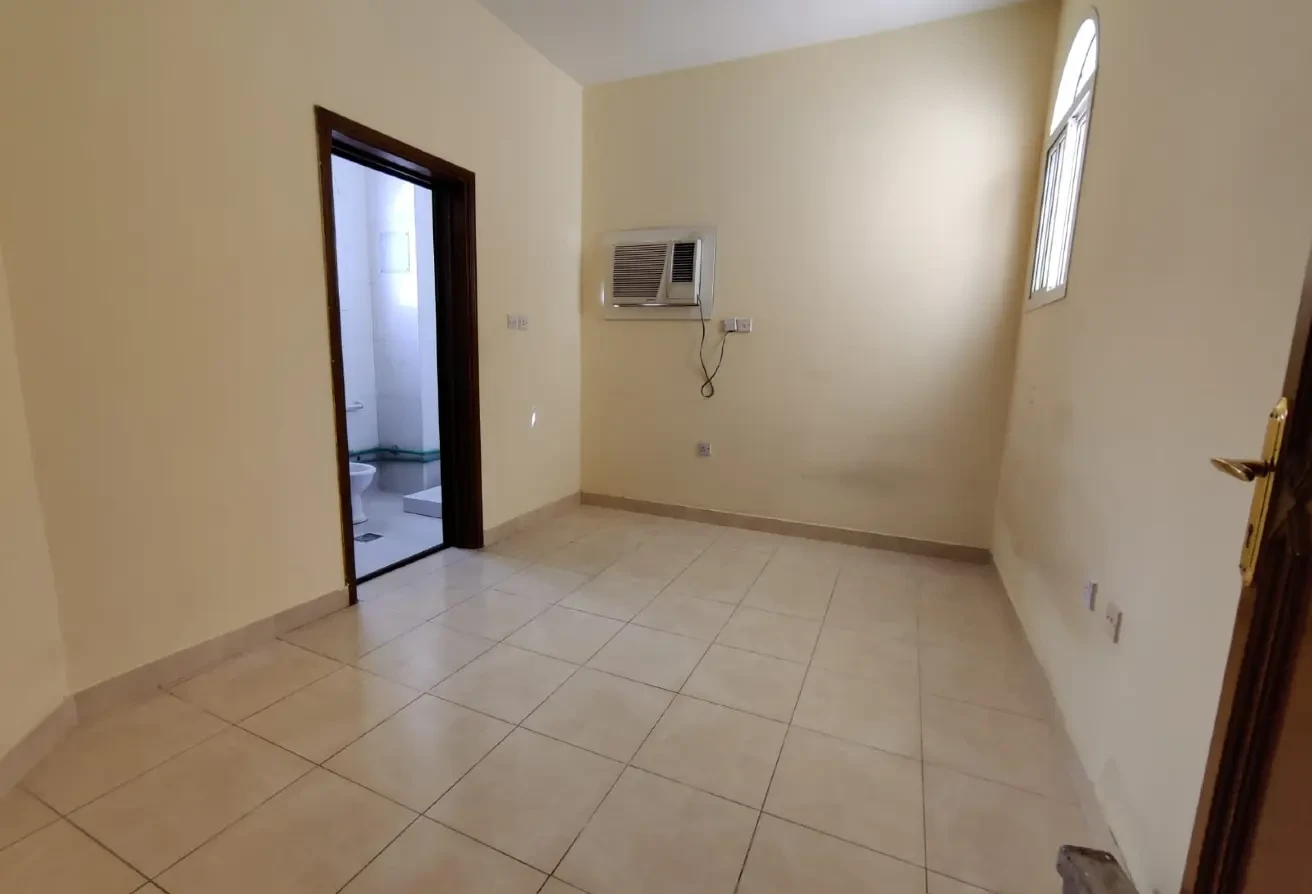 5 bhk villa for Rent only at 10000 with one month - Villa in Al Thumama