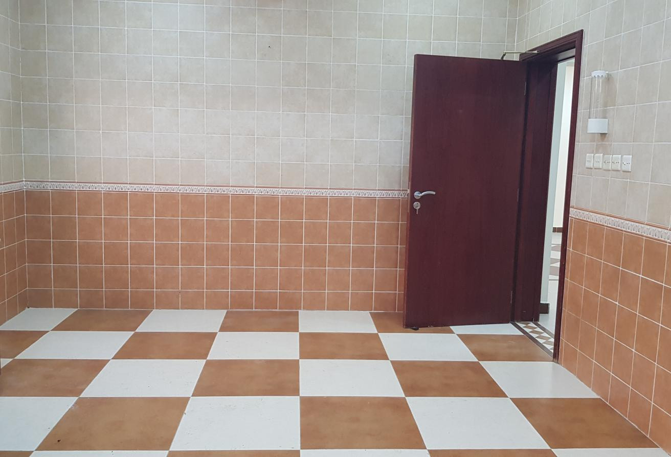 4Bhk Semi-Furnished Compound Villa In Old Riyyan - Compound Villa in Doha