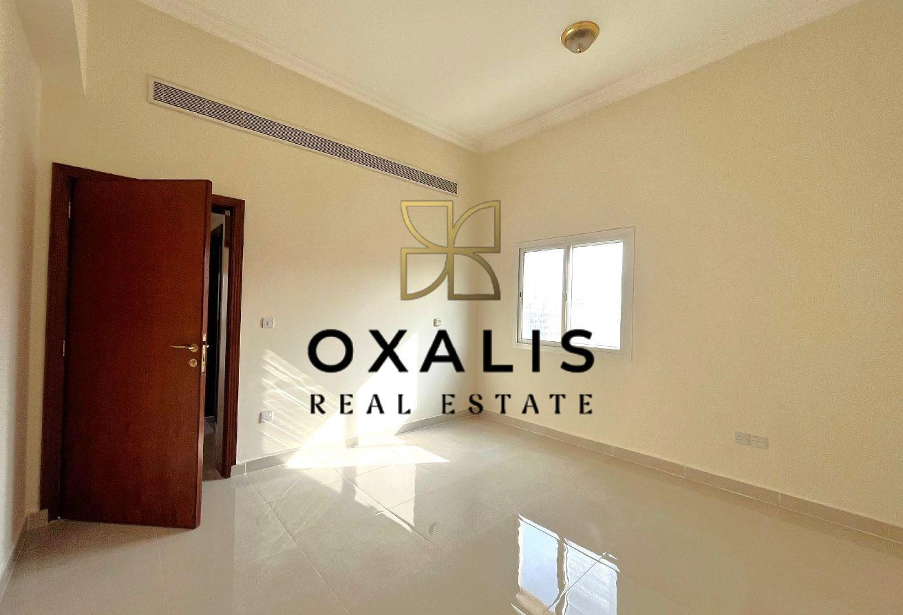 NEAR METRO | SPACIOUS 2 BEDROOMS | CENTRALIZED AC - Apartment in Salaja Street